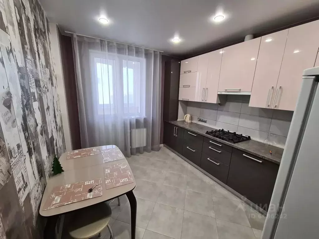 2-к кв. Севастополь ул. Павла Корчагина, 19Бк1 (55.0 м) - Фото 0