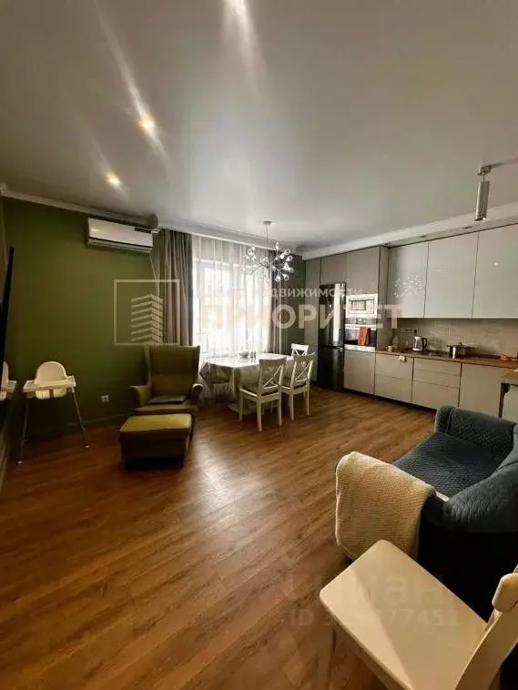 2-к кв. Саха (Якутия), Якутск ул. Лермонтова, 123 (69.8 м) - Фото 1
