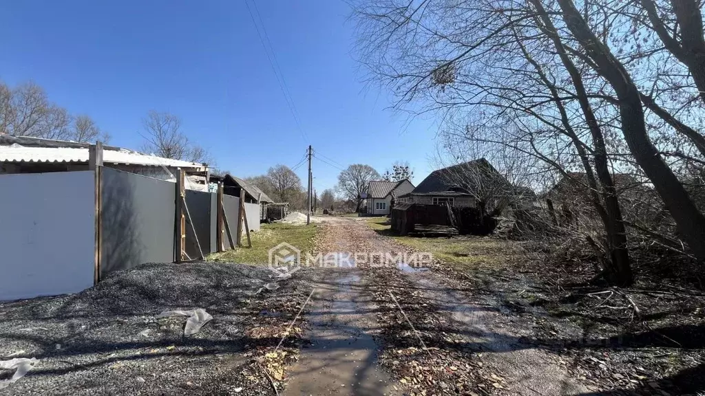 Дом в Брянская область, Выгоничский район, Утынское с/пос, с. Удельные ... - Фото 1