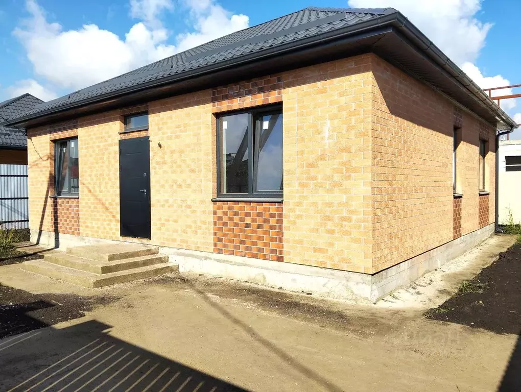 Коттедж в Краснодарский край, Краснодар Комарово кп, ул. Лисичанская ... - Фото 1