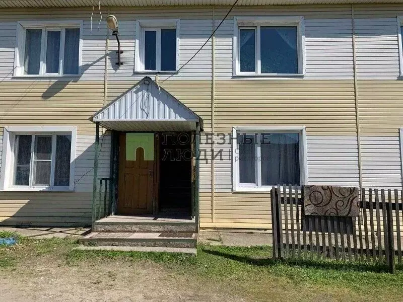 3-к кв. Томская область, с. Первомайское ул. Карла Маркса, 34 (50.0 м) - Фото 2