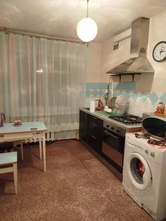 1-к кв. Омская область, Омск ул. Серова, 24 (30.0 м) - Фото 1