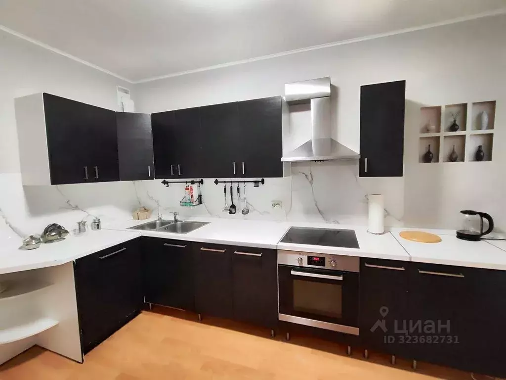 3-к кв. Санкт-Петербург, Санкт-Петербург, Красное Село ул. Спирина, ... - Фото 1