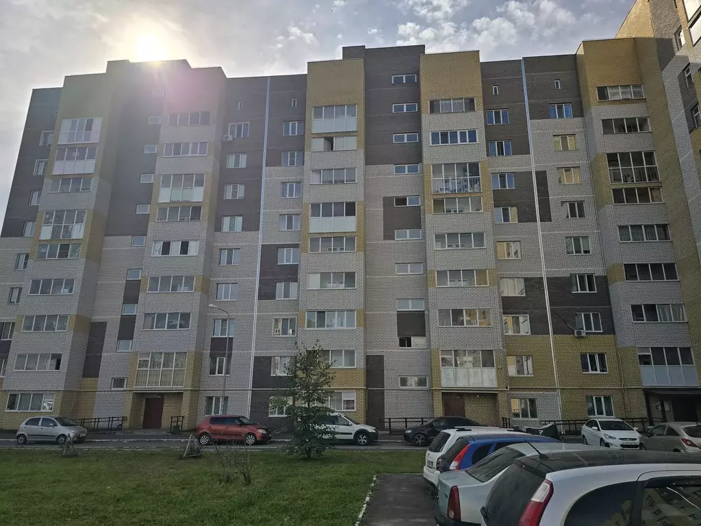 Продаётся 2-к квартира, 56.6 м - Фото 0