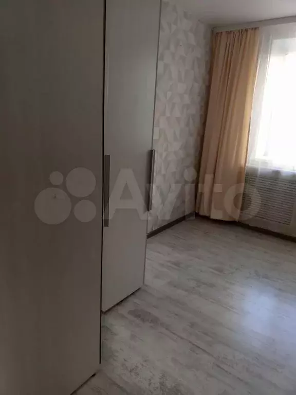 Комната 18 м в 4-к., 6/9 эт. - Фото 1