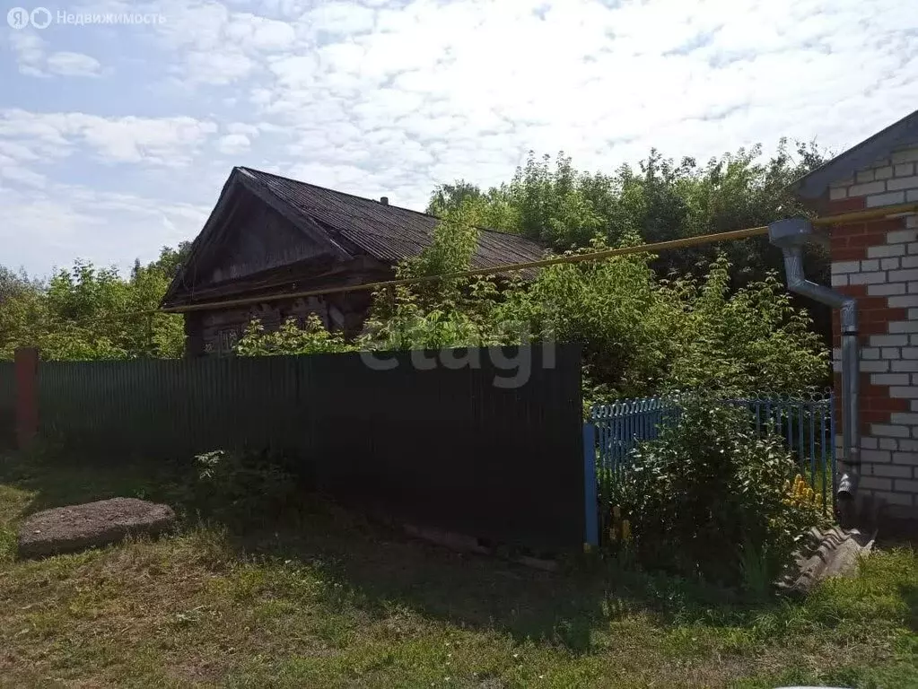 Участок в Атяшево, улица Ленина (9.9 м) - Фото 0