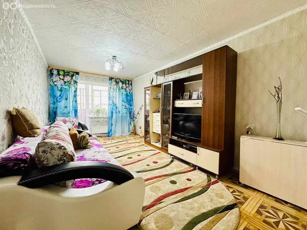 2-комнатная квартира: Саяногорск, микрорайон Заводской, 50 (47.4 м) - Фото 2