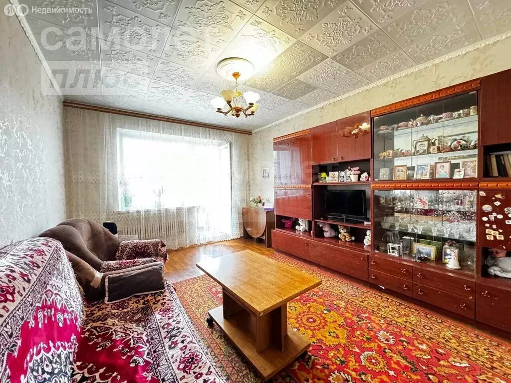 3-комнатная квартира: Оренбург, микрорайон Бёрды, улица Гастелло, 92 ... - Фото 1