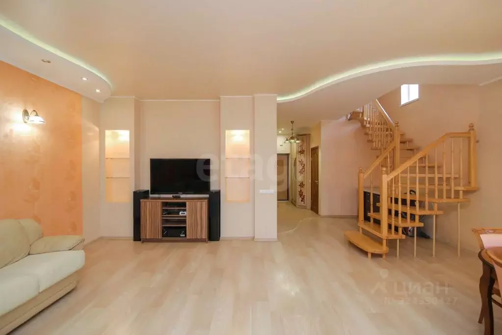 Таунхаус в Калининградская область, Гурьевск Луговая ул., 4Б (161 м) - Фото 1