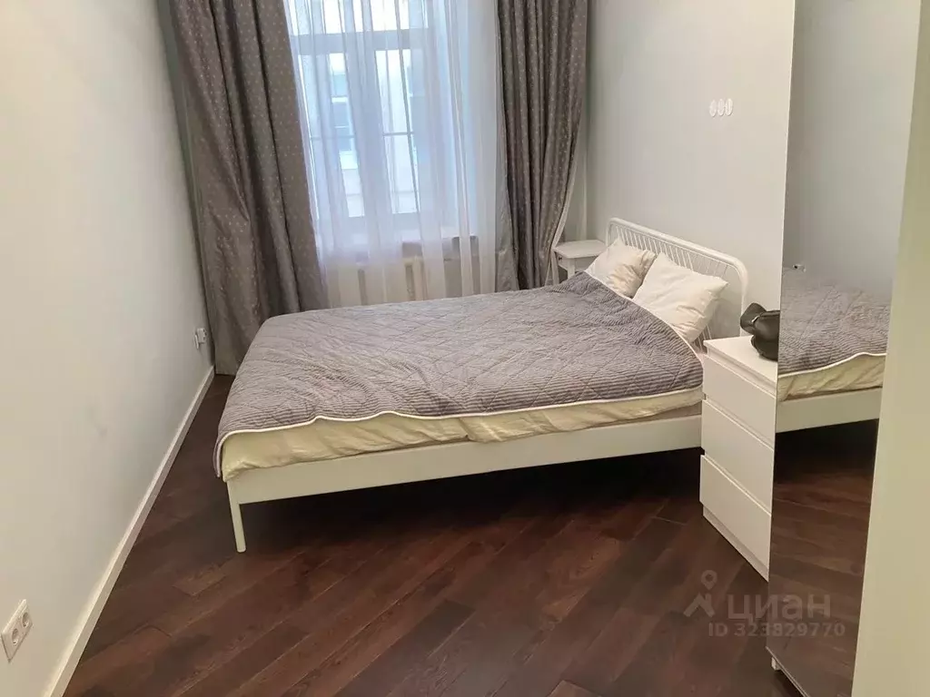 2-к кв. Санкт-Петербург 11-я Васильевского острова линия, 52 (54.8 м) - Фото 1