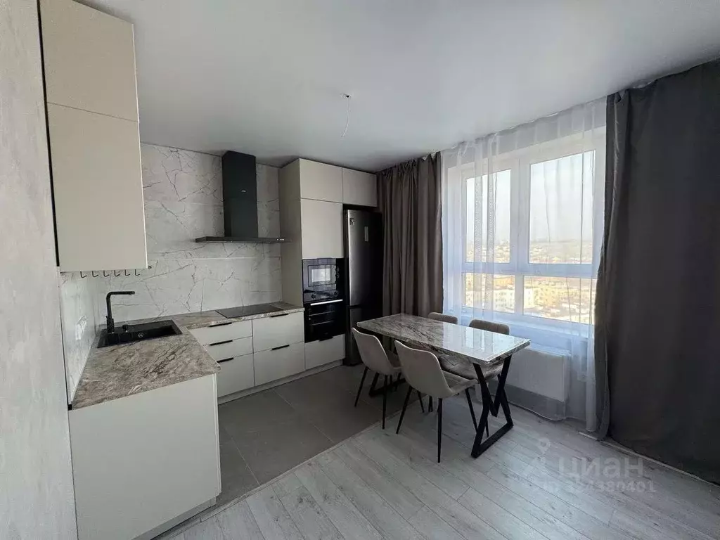 3-к кв. Волгоградская область, Волгоград ул. Грибанова, 3А (62.8 м) - Фото 2