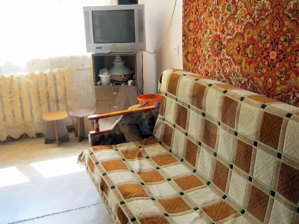 Комната 17,1 м в 1-к., 5/5 эт. - Фото 1