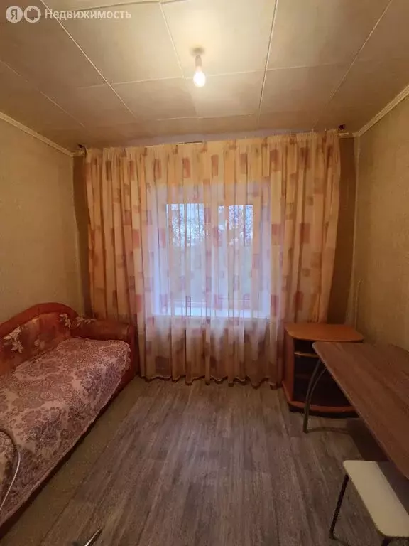 1-комнатная квартира: Ясный, улица Свердлова, 5 (17 м) - Фото 0