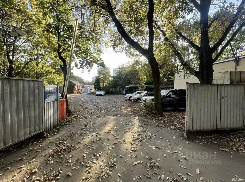 Гараж в Москва Ельнинская ул., 5А (12 м) - Фото 1