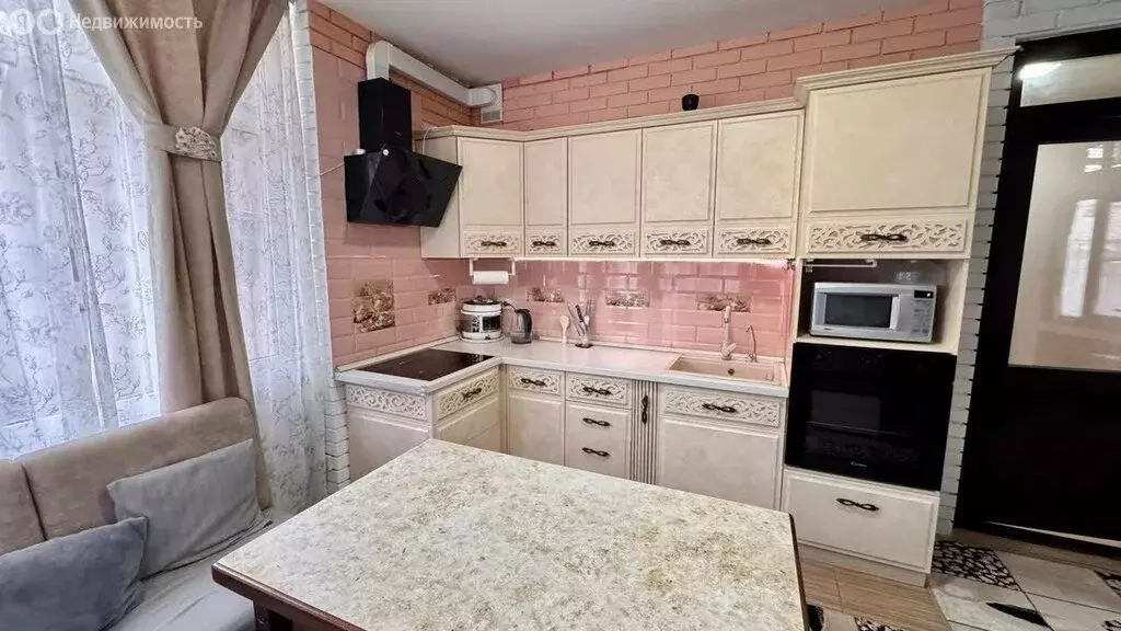 2-комнатная квартира: село Витязево, улица Новосёлов, 52 (54.7 м) - Фото 2