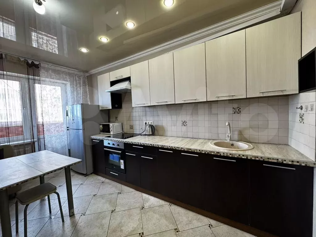 1-к. квартира, 45 м, 8/10 эт. - Фото 0