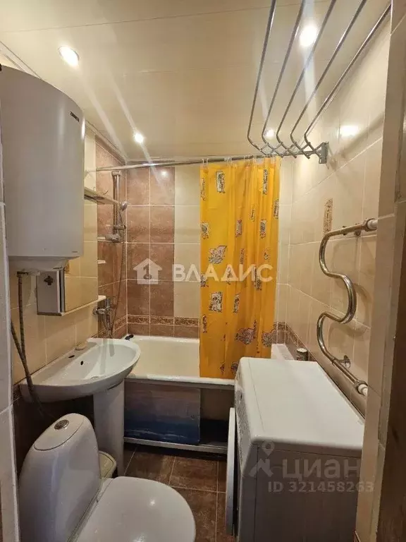 2-к кв. Бурятия, Улан-Удэ ул. Гагарина, 49 (44.0 м) - Фото 1
