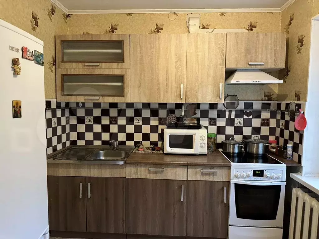 1-к. квартира, 34 м, 1/9 эт. - Фото 0