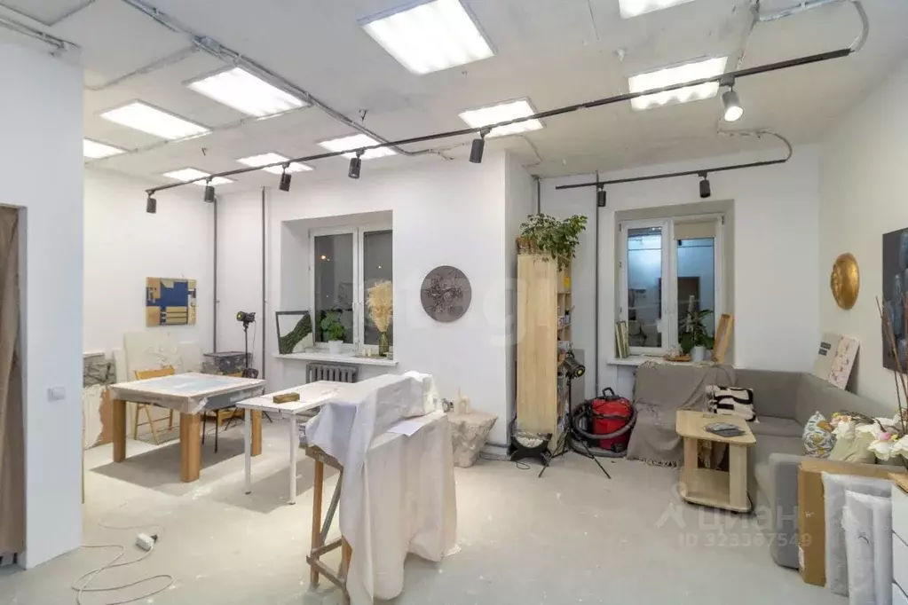 1-к кв. Тюменская область, Тюмень ул. Избышева, 6 (35.2 м) - Фото 1