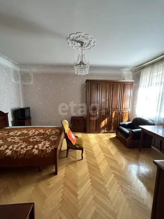 Дом в Северная Осетия, Владикавказ ул. Карла Маркса (200 м) - Фото 1