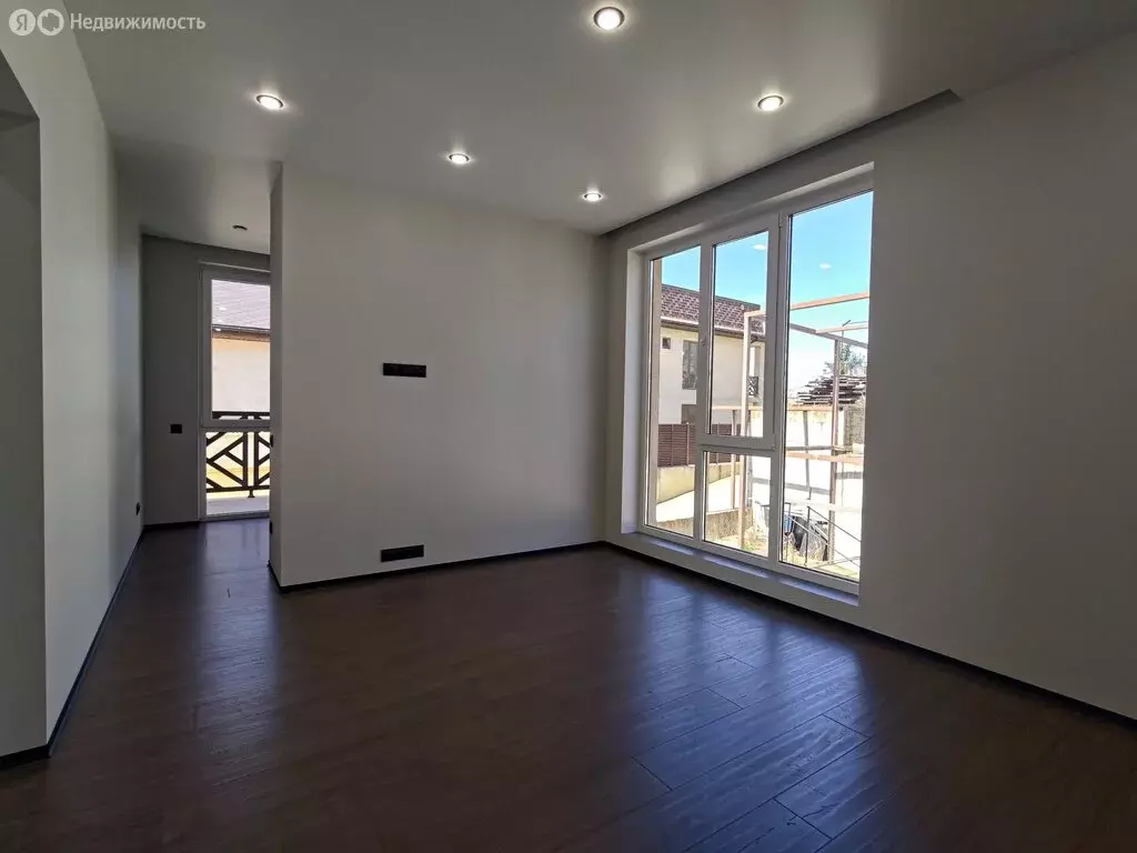 Дом в Орёл-Изумруд, Банановая улица, 11 (261 м) - Фото 1