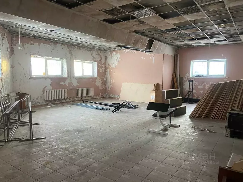 Помещение свободного назначения в Алтайский край, Барнаул ул. 5-я ... - Фото 2