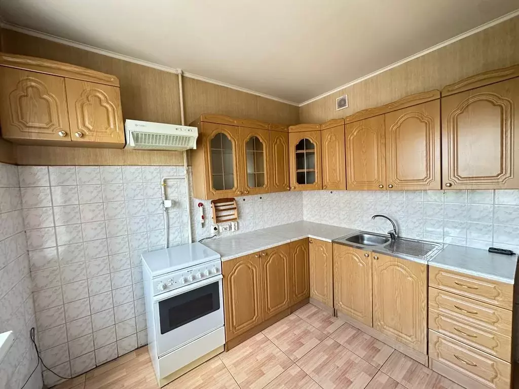 2-к кв. Омская область, Омск 6-й мкр, бул. Заречный, 2Б (51.0 м) - Фото 0