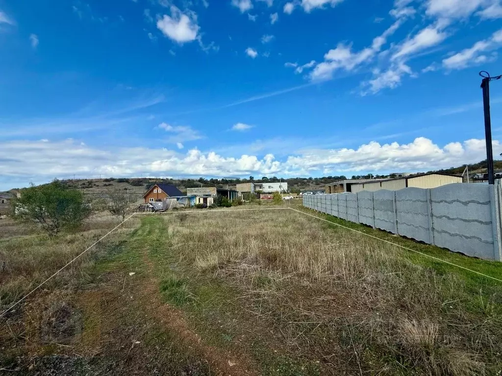 Участок в Севастополь ул. 2-я Линия (10.0 сот.) - Фото 1