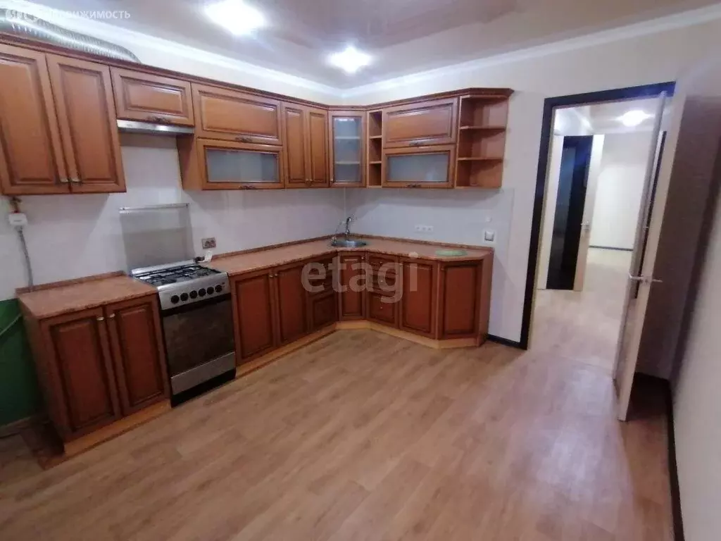 3-комнатная квартира: Стерлитамак, улица Гоголя, 2Г (78.6 м) - Фото 1