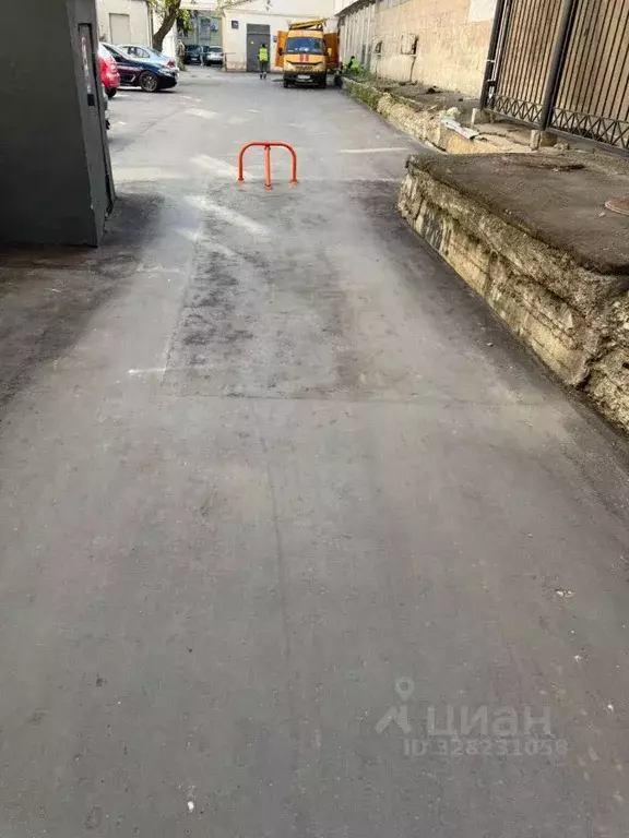 Гараж в Москва Цветной бул., 25С1 (19 м) - Фото 1