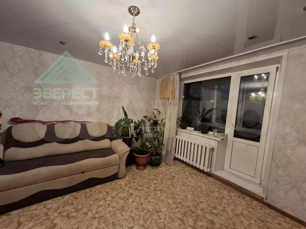 3-к. квартира, 60 м, 1/3 эт. - Фото 1