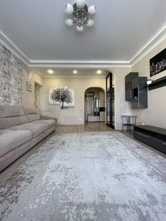 3-к. квартира, 70 м, 5/18 эт. - Фото 0
