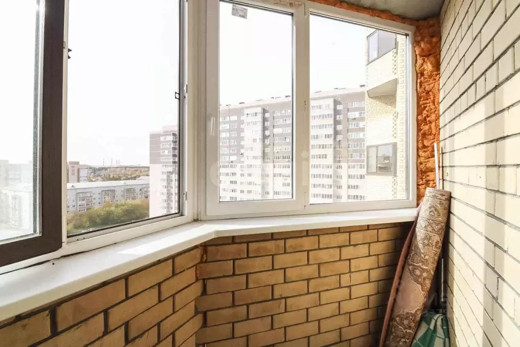 Студия Тюменская область, Тюмень ул. Беляева, 33к2 (27.6 м) - Фото 1