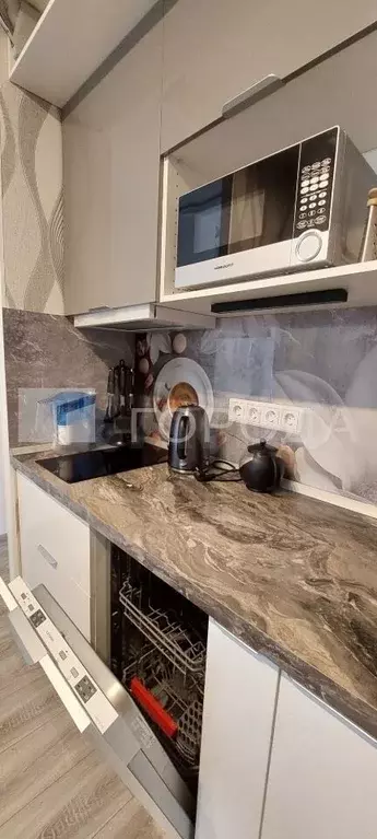 2-к. квартира, 47 м, 15/18 эт. - Фото 0