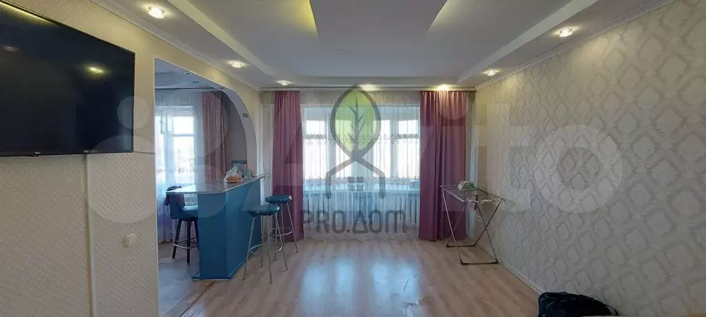 Комната 41 м в 2-к., 6/9 эт. - Фото 1