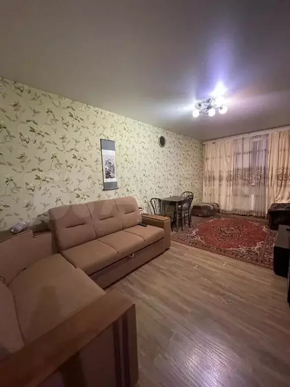 2-к. квартира, 60 м, 4/9 эт. - Фото 1