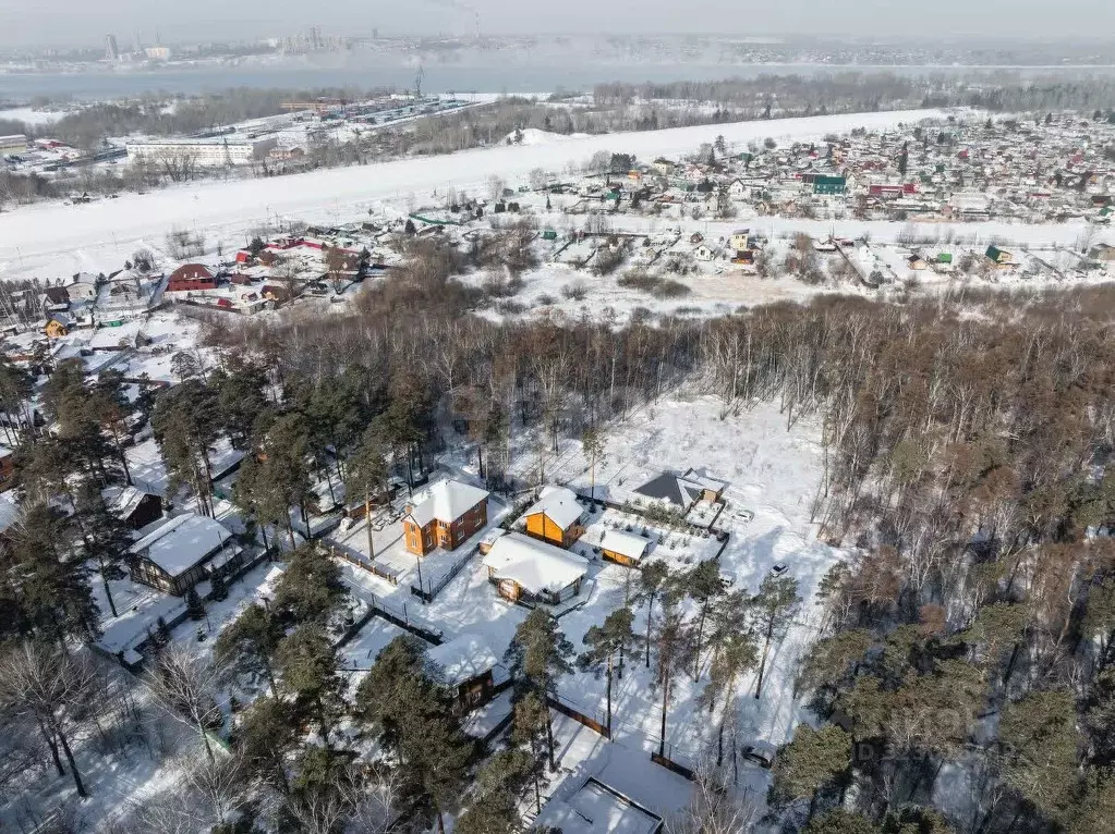 Участок в Новосибирская область, Новосибирск Маяк СНТ, ул. ... - Фото 1