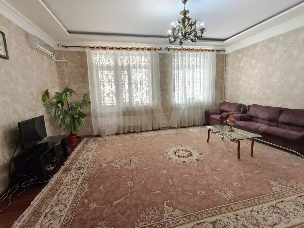 2-к. квартира, 100 м, 7/10 эт. - Фото 0