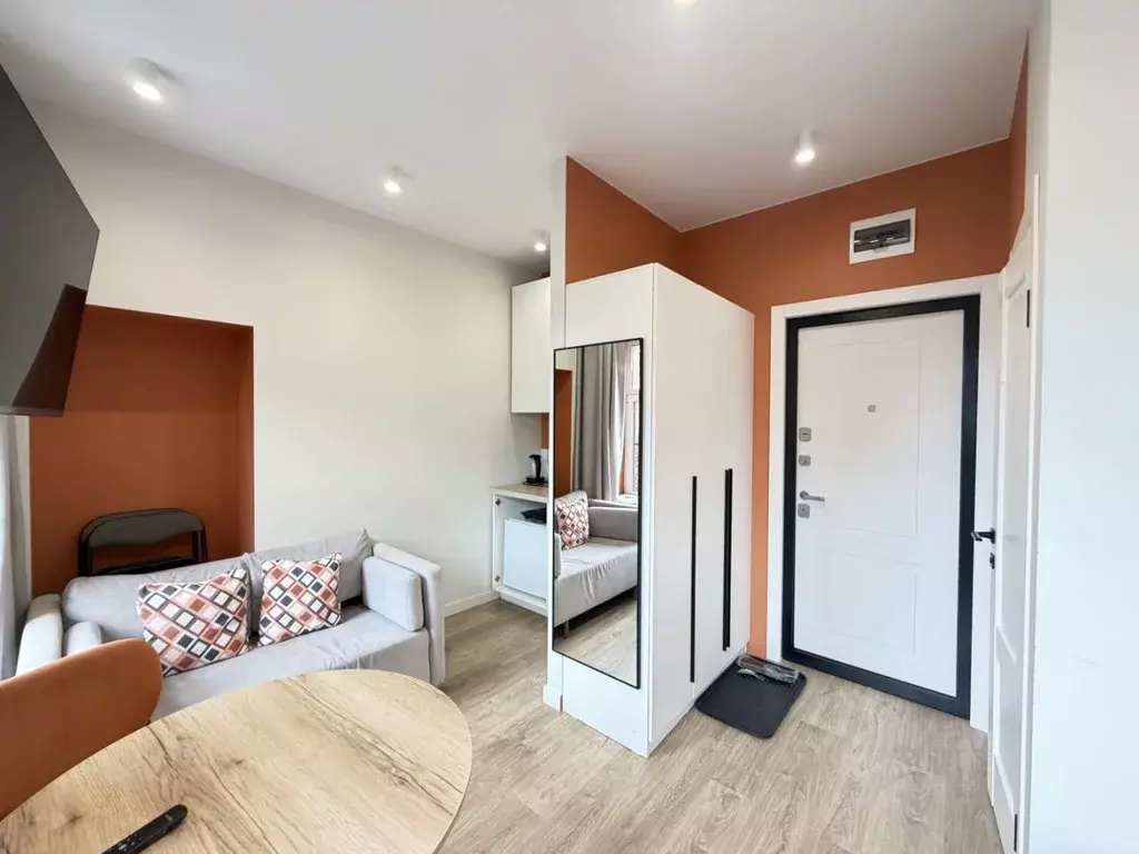Студия Санкт-Петербург ул. Маяковского, 28 (18.48 м) - Фото 2