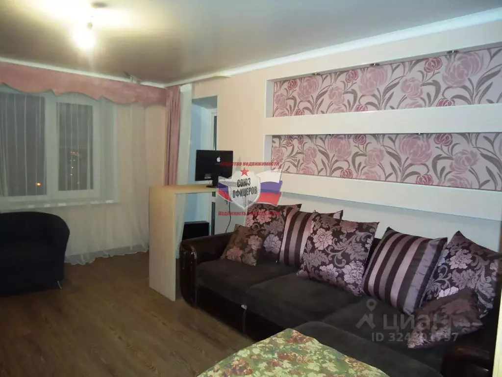 2-к кв. Белгородская область, Старый Оскол Восточный мкр, 46 (68.3 м) - Фото 1