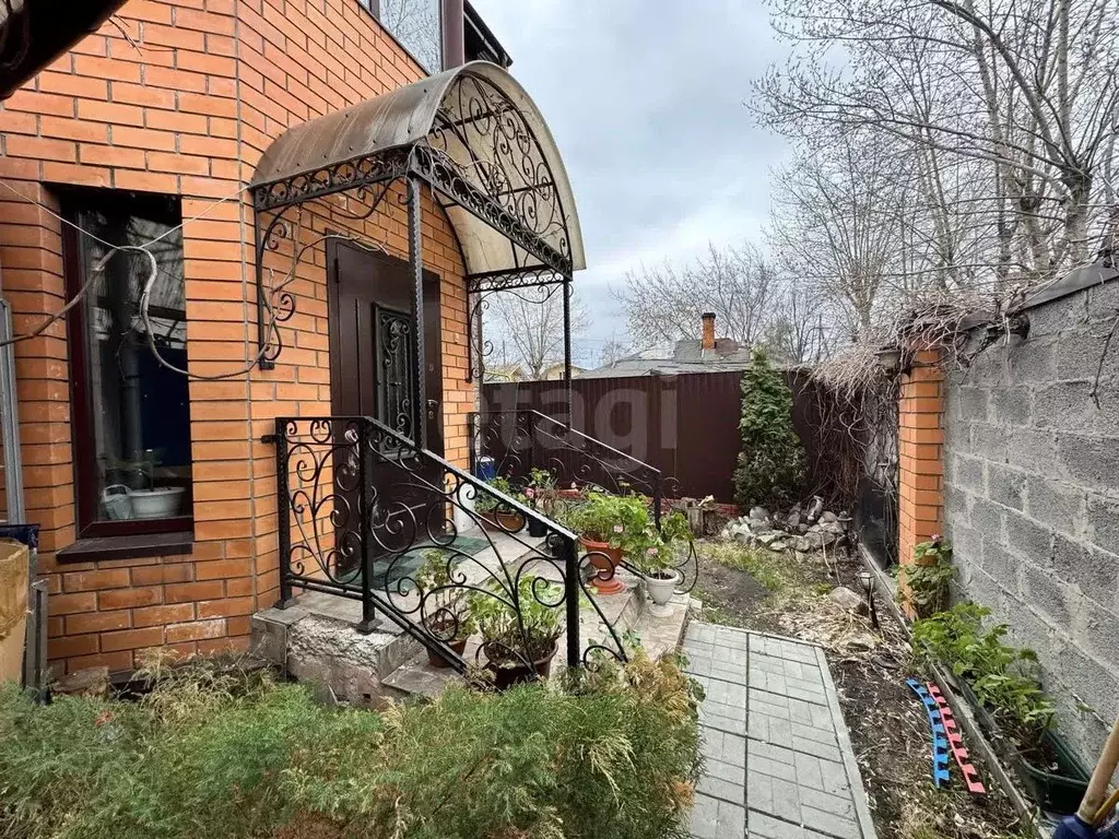 Дом в Тюменская область, Тюмень Перекопская ул. (236 м) - Фото 1