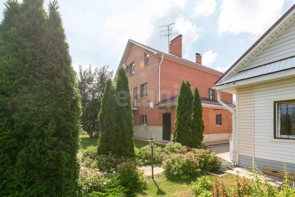 Дом в Тюменская область, Тюмень Три Сосны мкр, ул. Липовая (275 м) - Фото 1