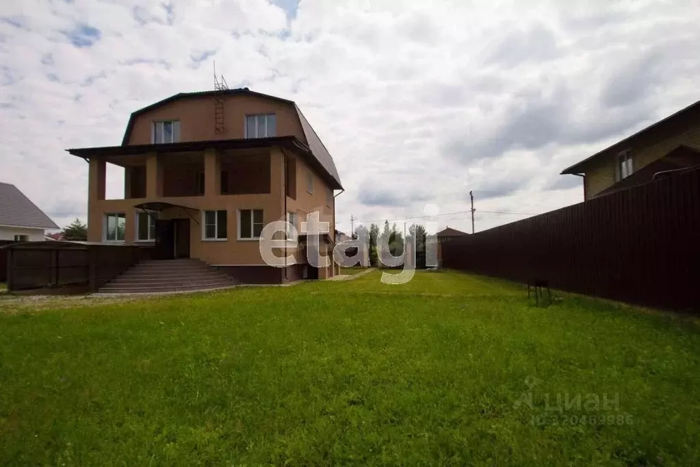 Дом в Калужская область, Калуга пер. 1-й Покрова, 7 (370 м) - Фото 1