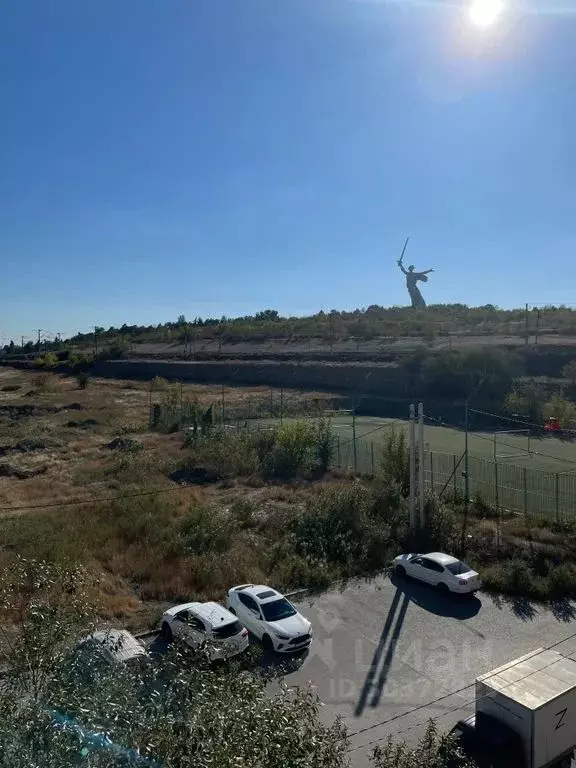 1-к кв. Волгоградская область, Волгоград ул. Базарова, 2 (48.0 м) - Фото 2