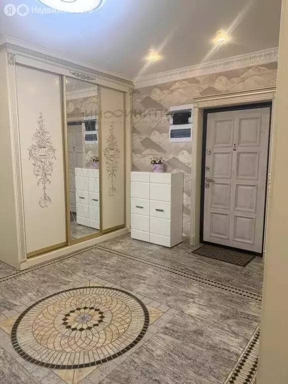 3-комнатная квартира: Люберцы, улица Урицкого, 16к2 (100 м) - Фото 2