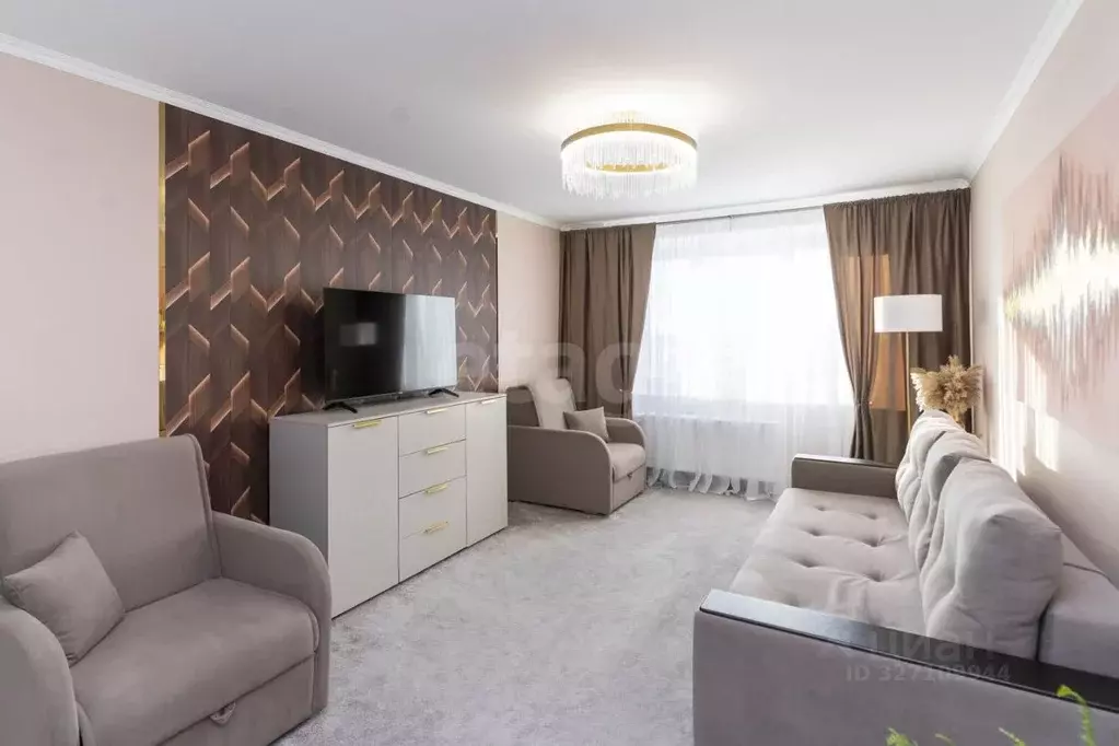 1-к кв. Тюменская область, Тюмень ул. Александра Митинского, 4 (41.0 ... - Фото 1