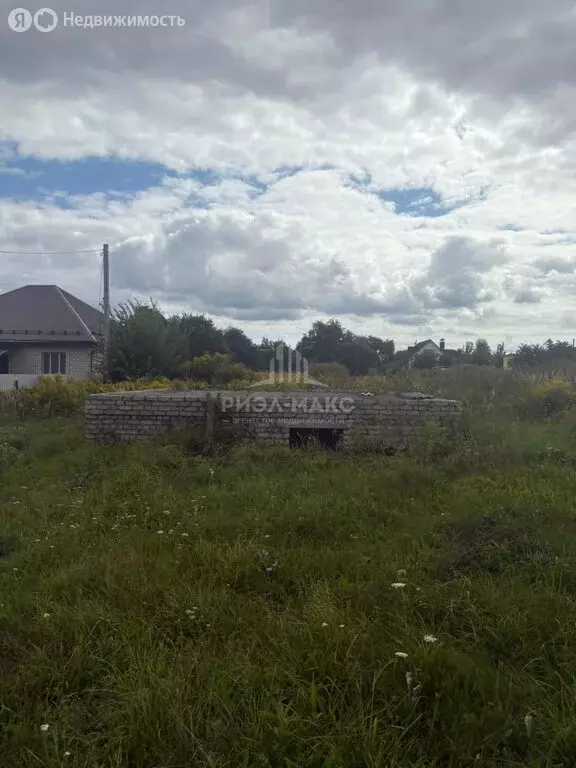 Участок в Добрунь, Сельская улица (9.51 м) - Фото 1
