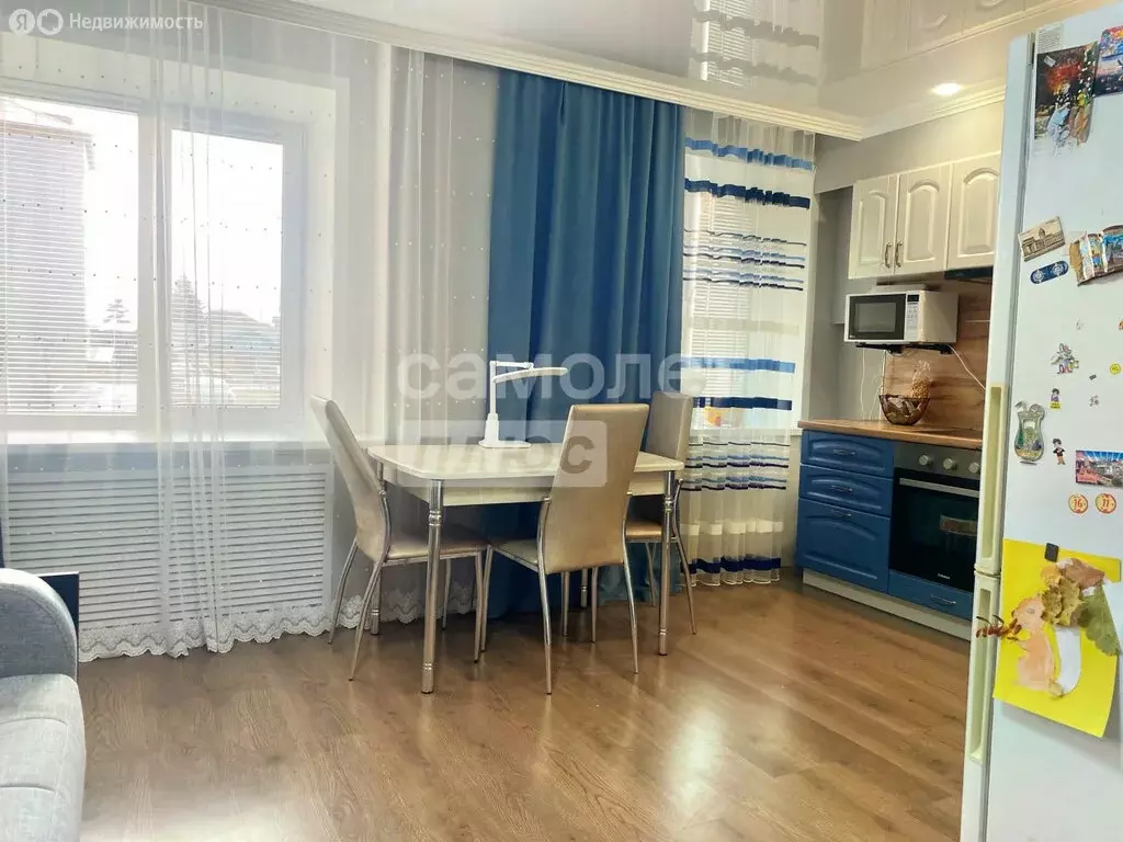 3-комнатная квартира: Ишим, улица Свердлова, 10 (57 м) - Фото 2