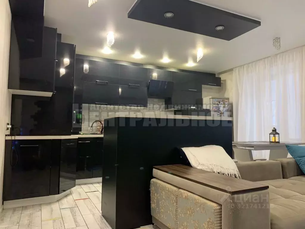 3-к кв. Смоленская область, Смоленск Колхозный пер., 15Г (102.4 м) - Фото 1