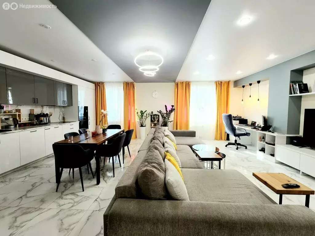 3-комнатная квартира: Киров, Октябрьский проспект, 117 (115.7 м) - Фото 2